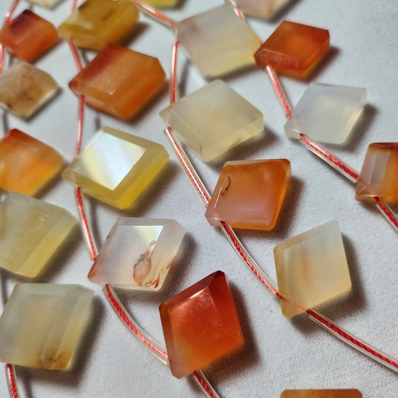 Carnelian Faceted Diamond Beads - Picture 3 of 14